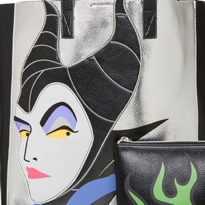 Meet your Posher, Adrienna